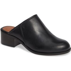 Frye Claire Mule NWOT